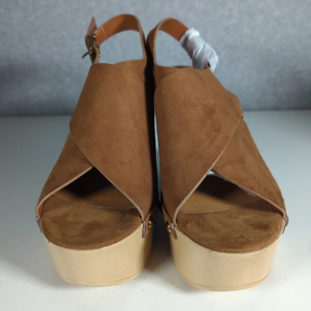 a.n.a. Women' s Downy Wedge‎ Sandals 8.5M Camel Color NEW 4.5 In Wedge Y2K 90s
